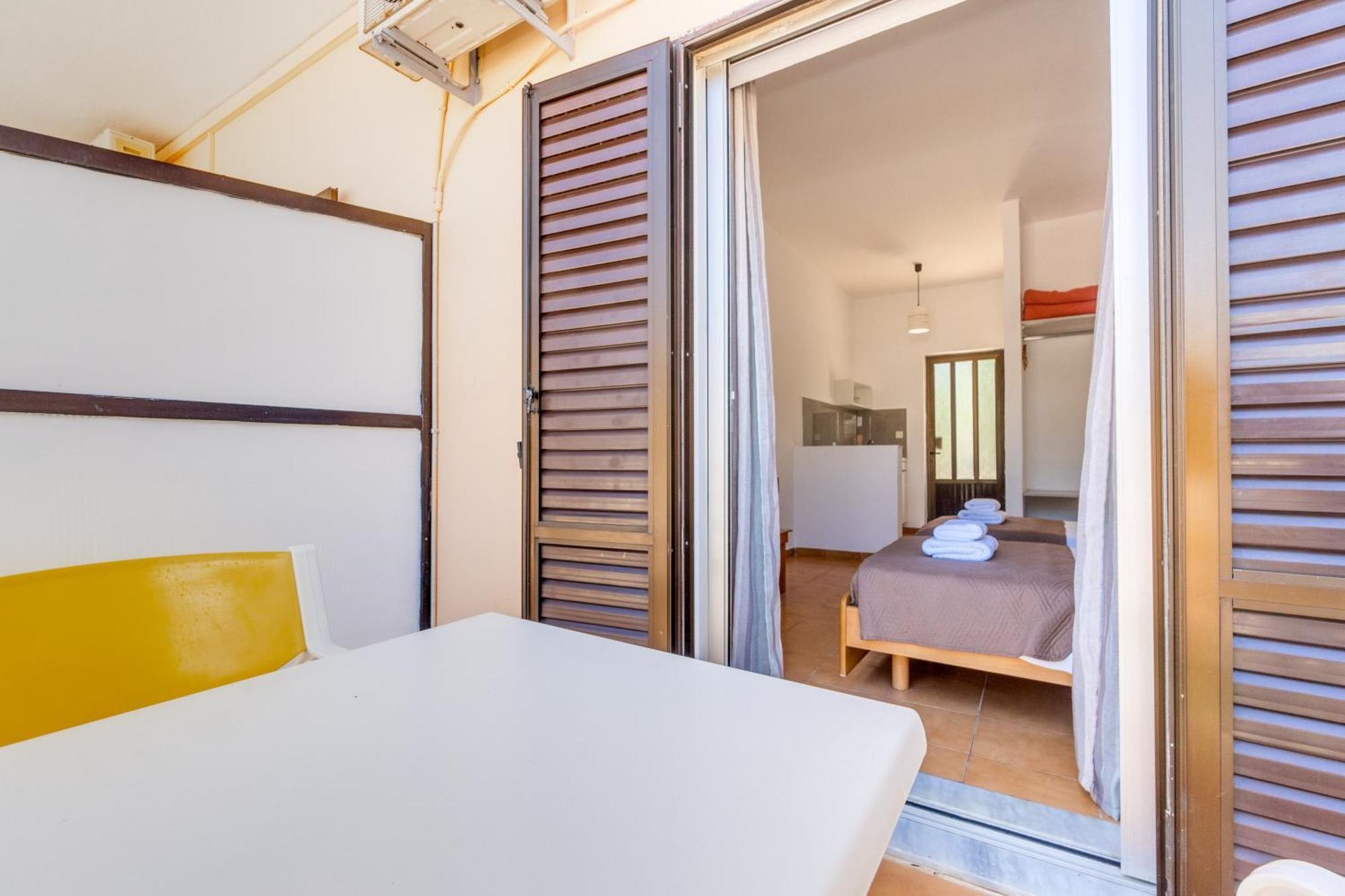 Sandy Beach Complex By Konnect - Poolside Studios & Seaside Apartments Kávos Quarto foto